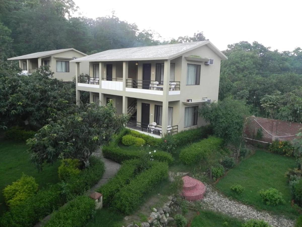 Hôtel Corbett Aroma Park à Rāmnagar Extérieur photo