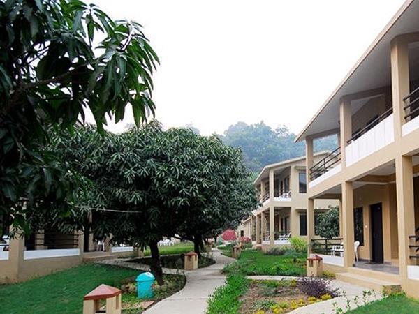 Hôtel Corbett Aroma Park à Rāmnagar Extérieur photo