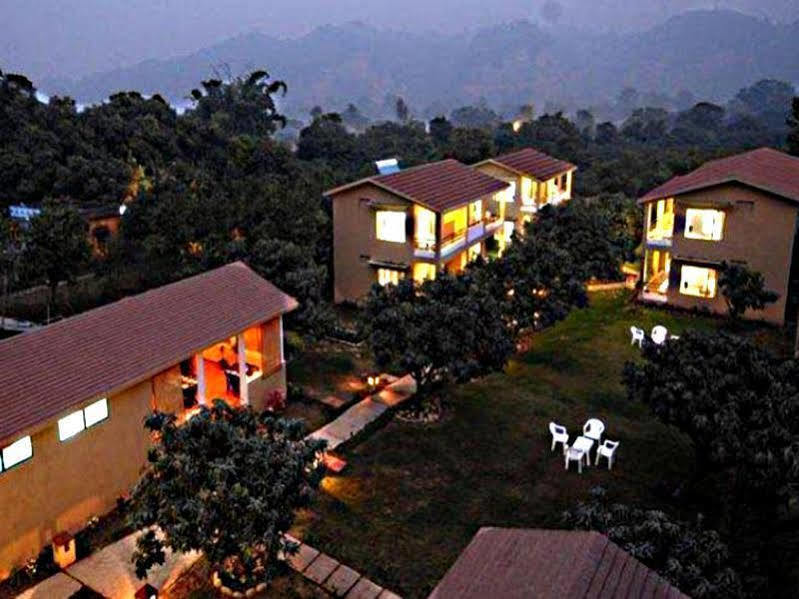 Hôtel Corbett Aroma Park à Rāmnagar Extérieur photo